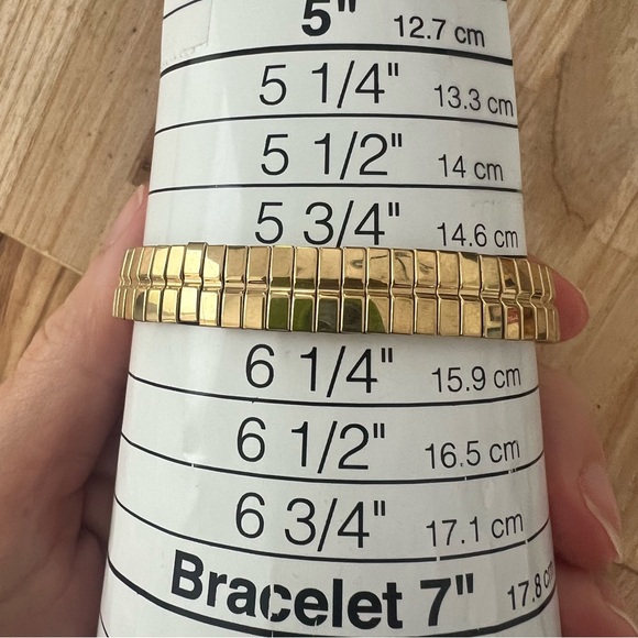 Citizen ladies gold tone dress watch NEW BATTERY - Picture 9 of 9